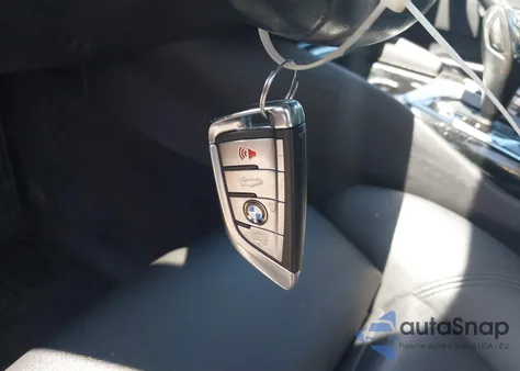 2019 BMW 530I xDrive z USA, uszkodzony, nr VIN WBAJA7C58KG909998